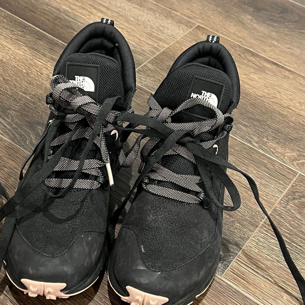 The North Face Raedonda Womens Size 7 Sneaker Boots Black Pink Vibram Sole